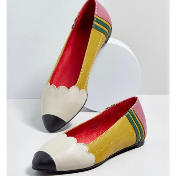 Modcloth Shoes - ModCloth Jeffrey Campbell Pencil Me Leather Flat